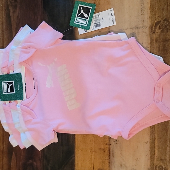 Puma Other - Puma 5 pack Shortsleeve Bodysuits